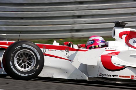 Montagnys debut for Super Aguri teamet blev kort.